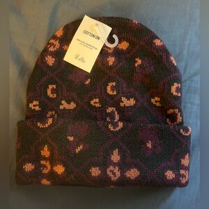 Cotton On multi colored Beanie
OS